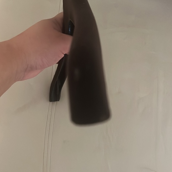 Louis Vuitton Hanger - Picture 3 of 7